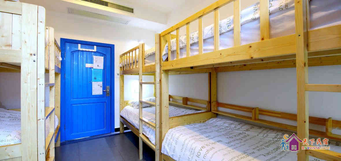 阳光女生独卫六人间(床位房)