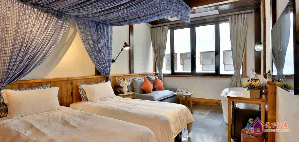 杭州阁楼家庭房