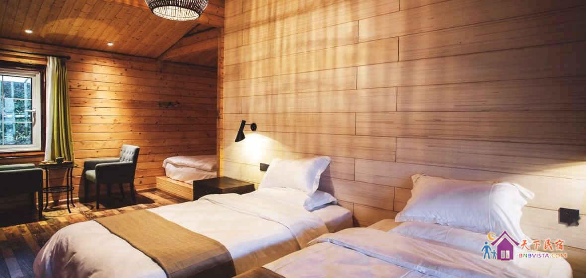 201豪华阳台家庭房