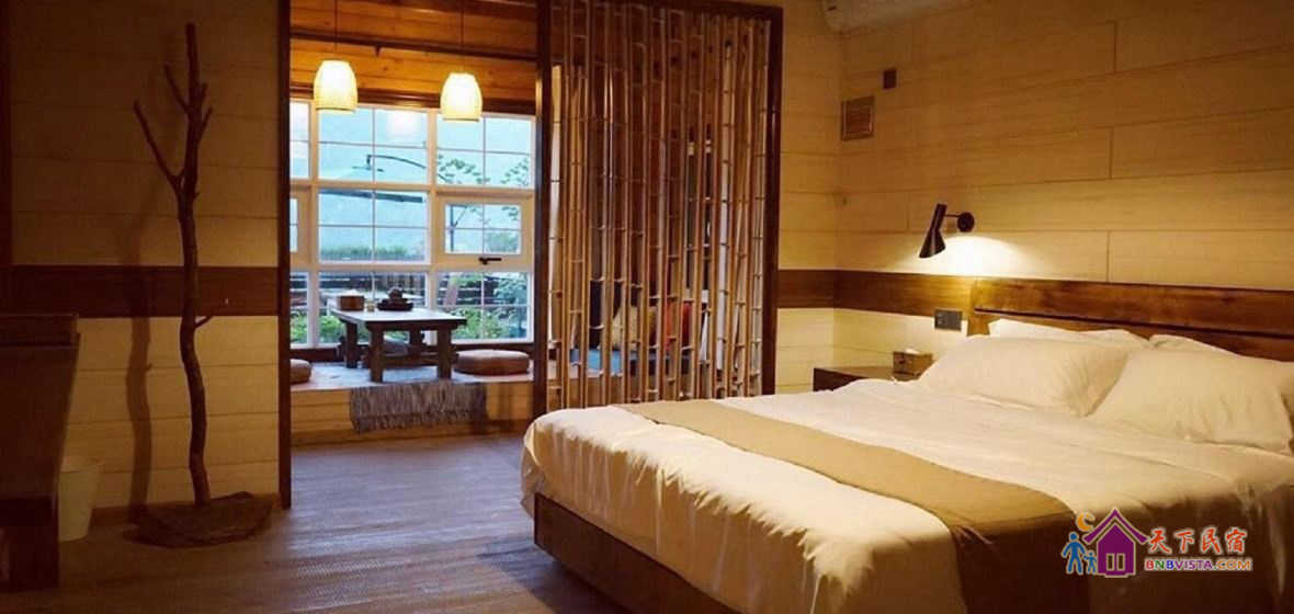 101豪华榻榻米大床房