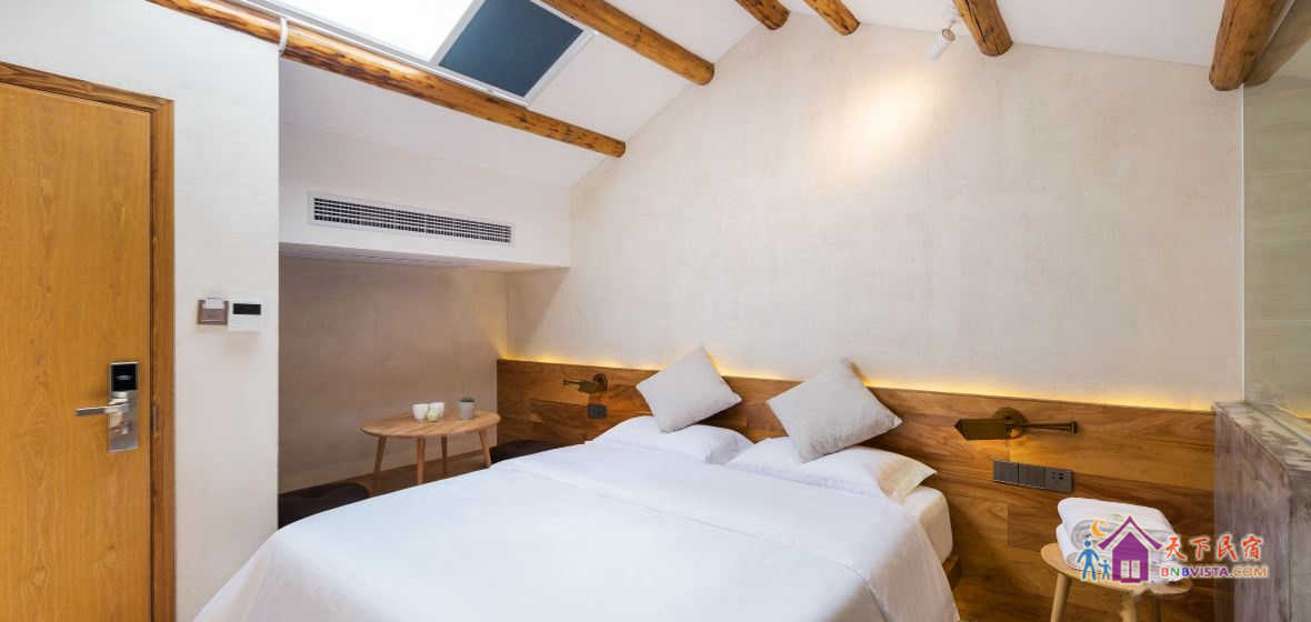 阁楼星空大床房