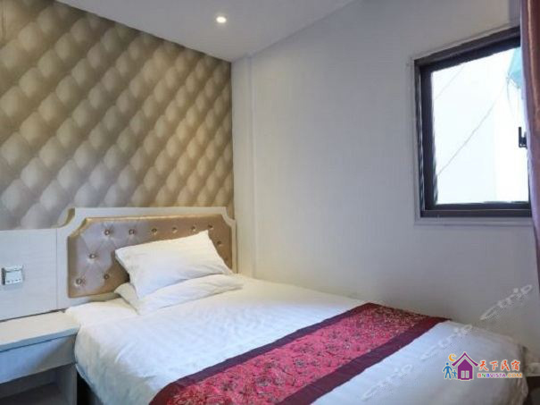 淡雪【舒适大床房】