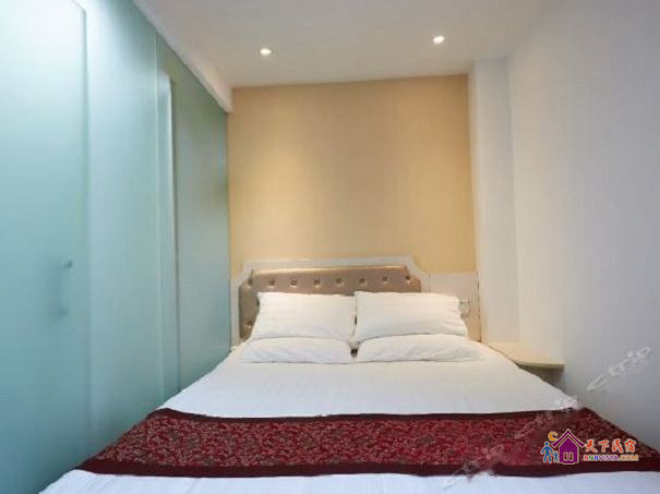 朦月【精致大床房】