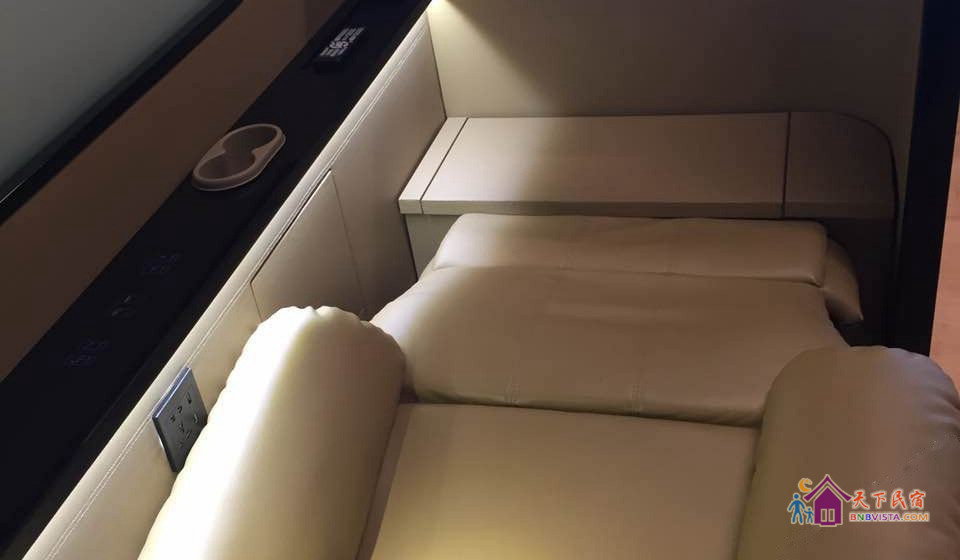 商务睡眠舱位