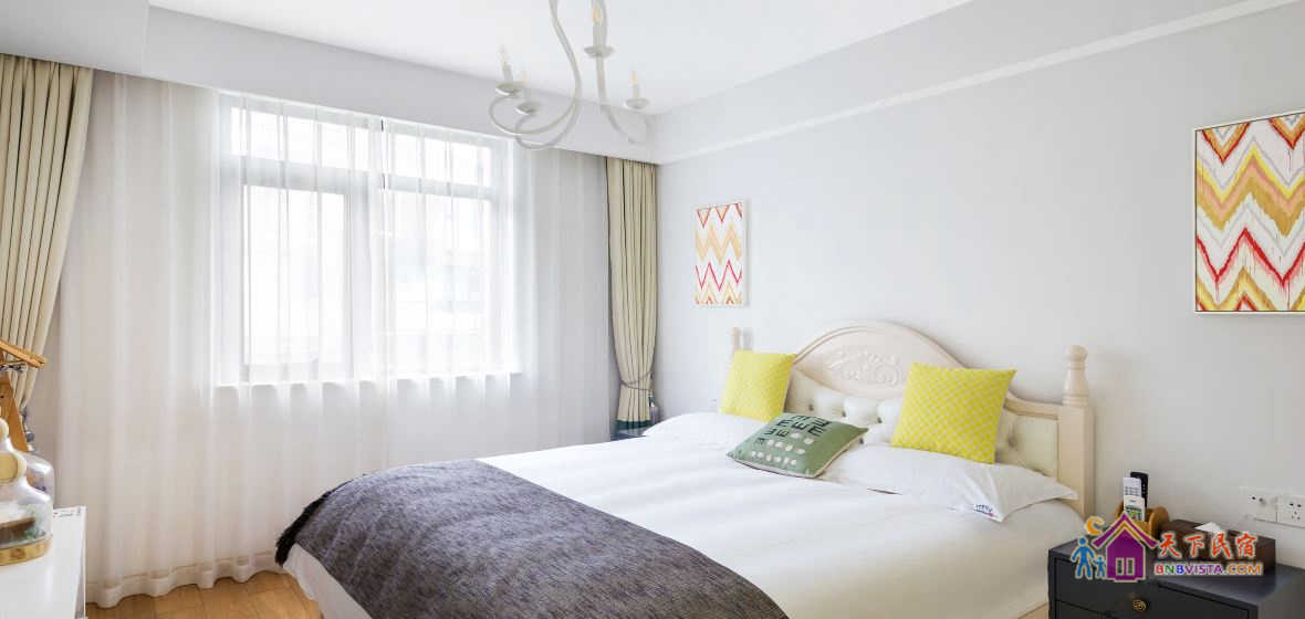 漫步观色大床房