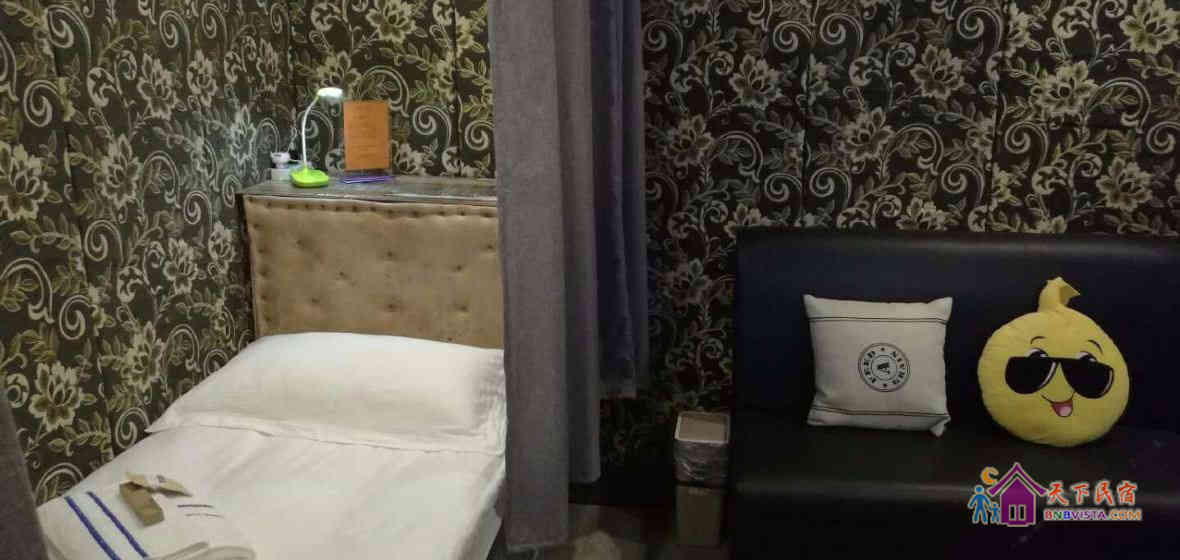 背包客单人(床位1个)(公卫)