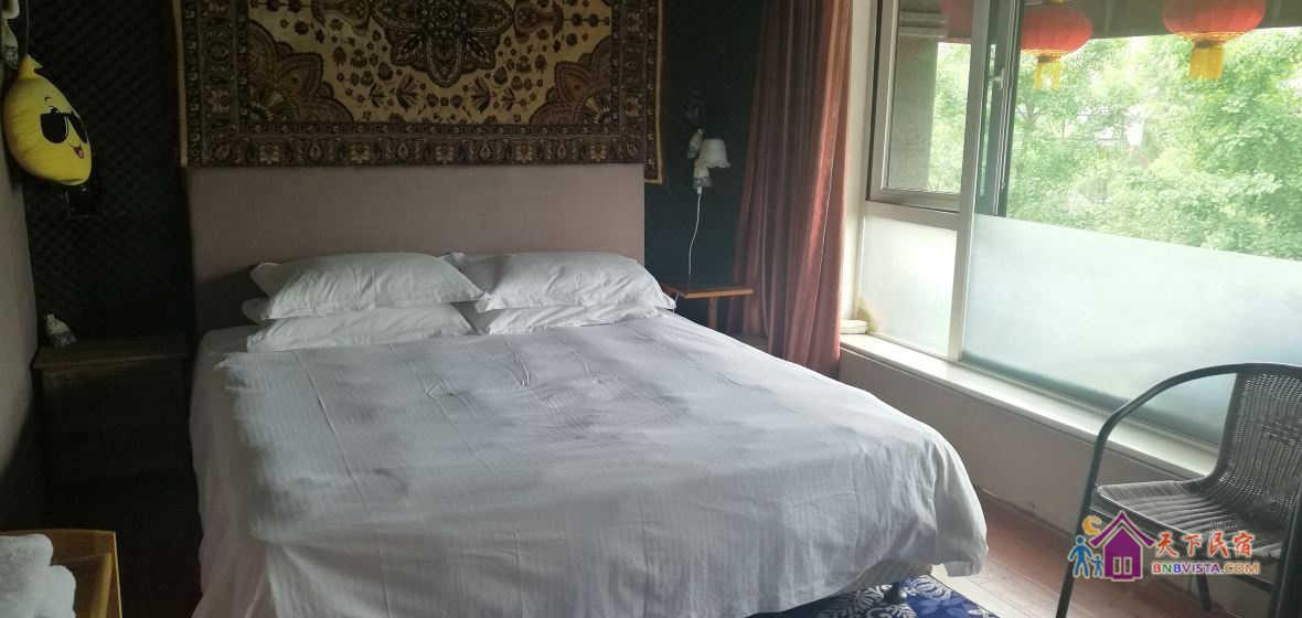 1.8米大床房（公共浴室卫生间）