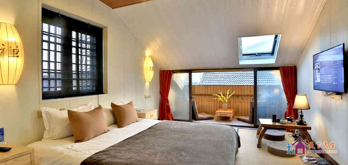 渡口山景大床房