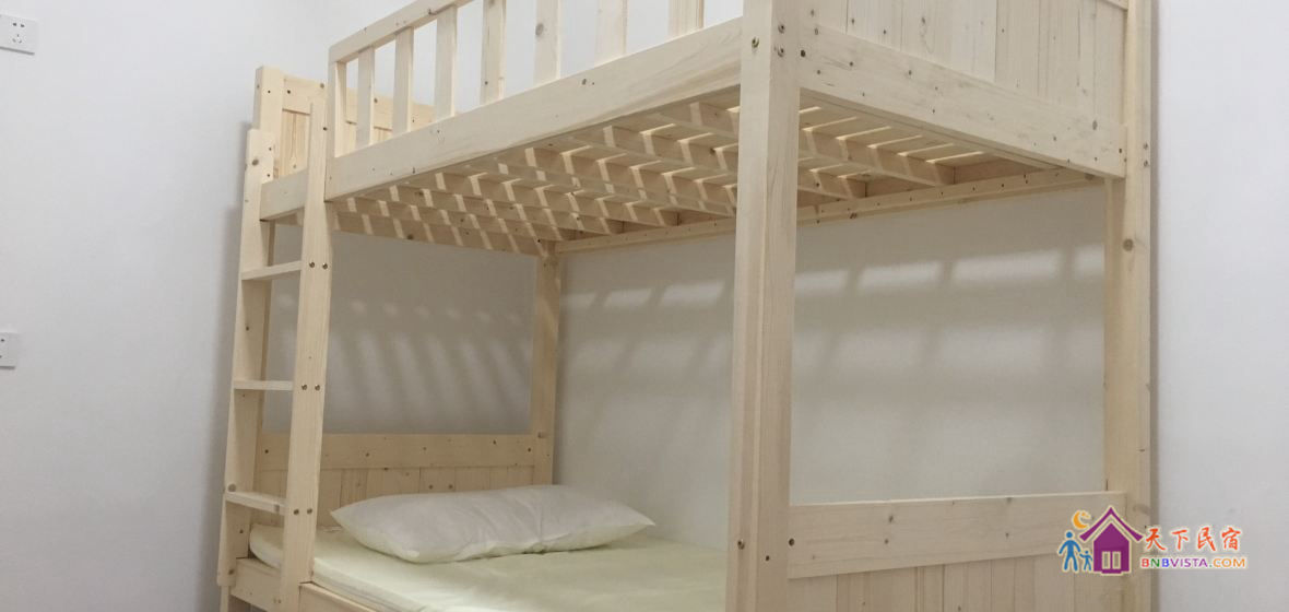 阳光六人间(床位)