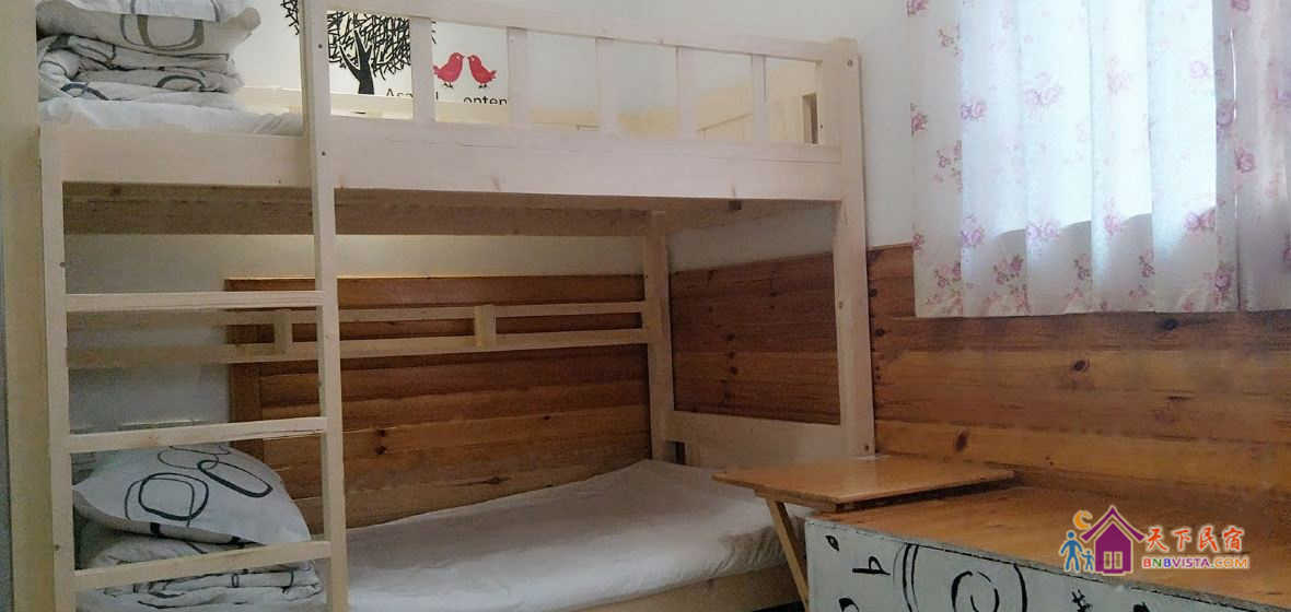 中式榻榻米101女生两人间