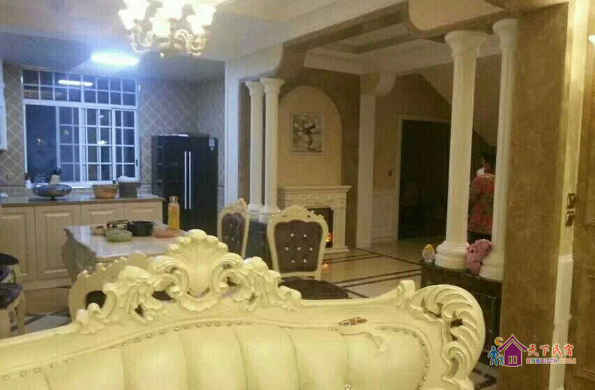 花园四室三厅套房(无窗)