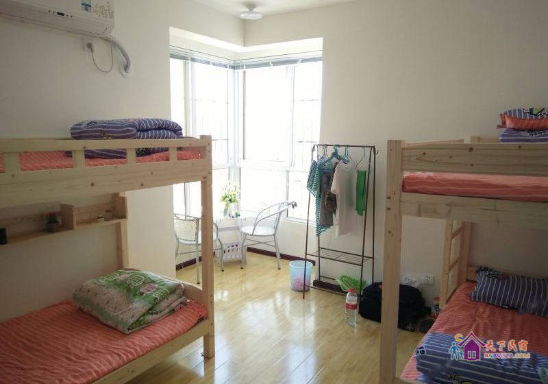 舒适四人间(床位)