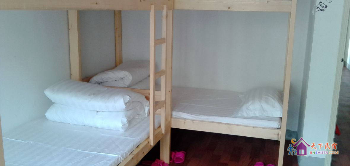 男生8人间(床位)