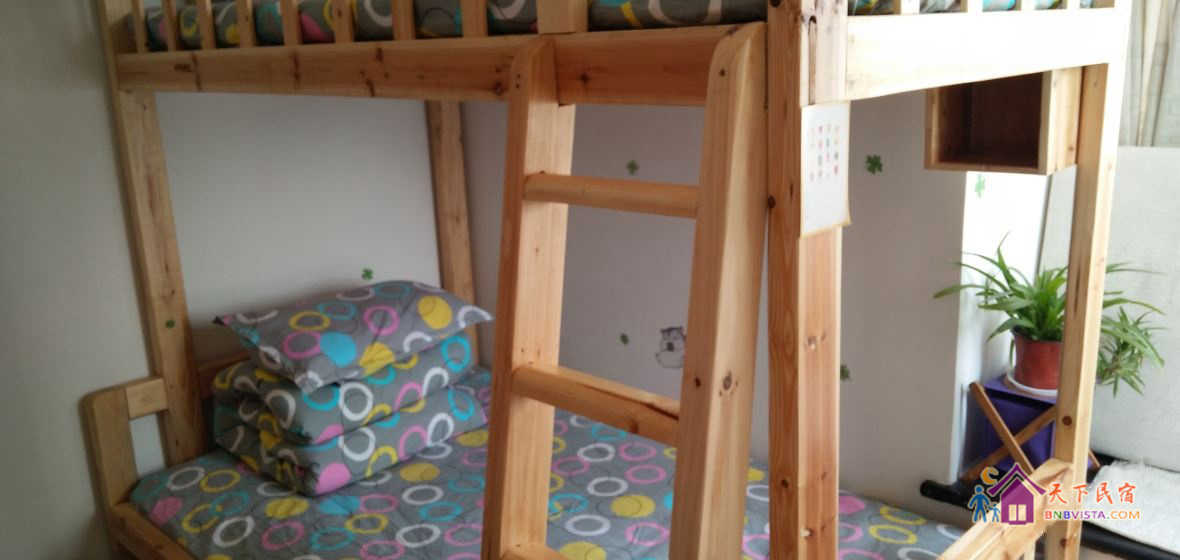 小咸肉男生四人间