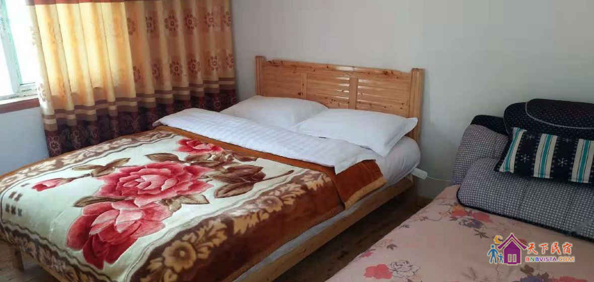 标准双人间(公共卫浴)