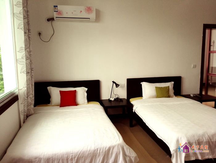 山隅阳光双人间