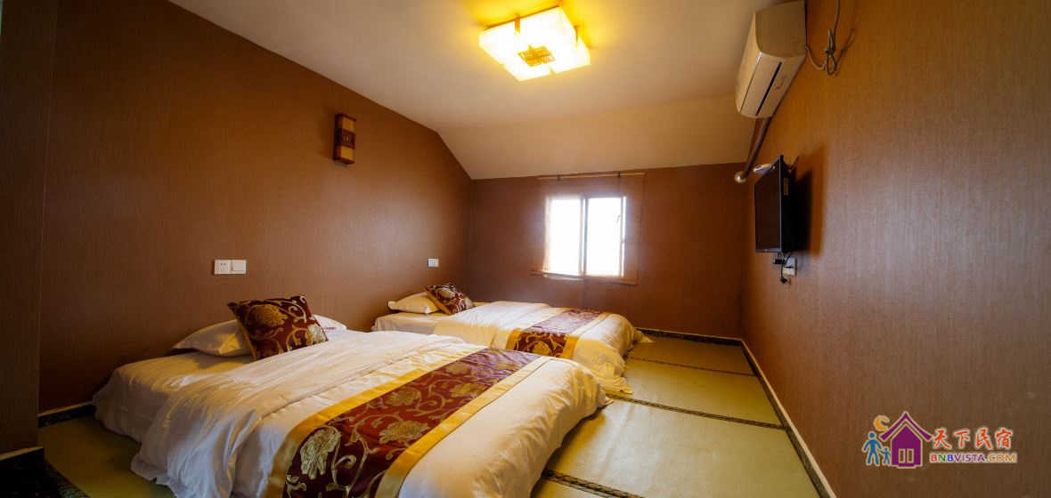 榻榻米豪华双人房