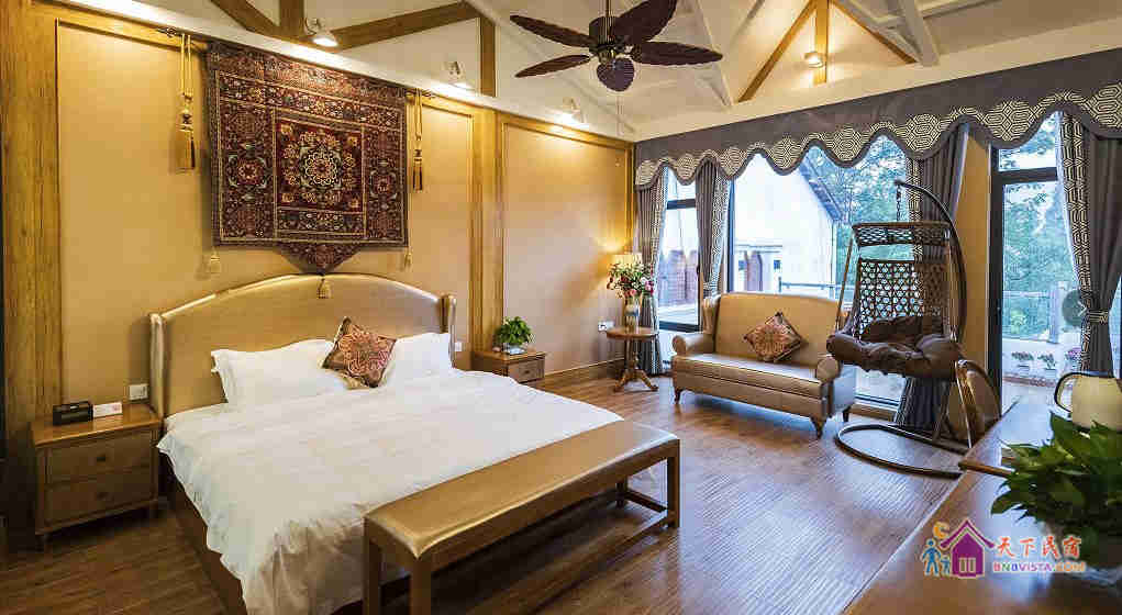 豪华江景露台大床房