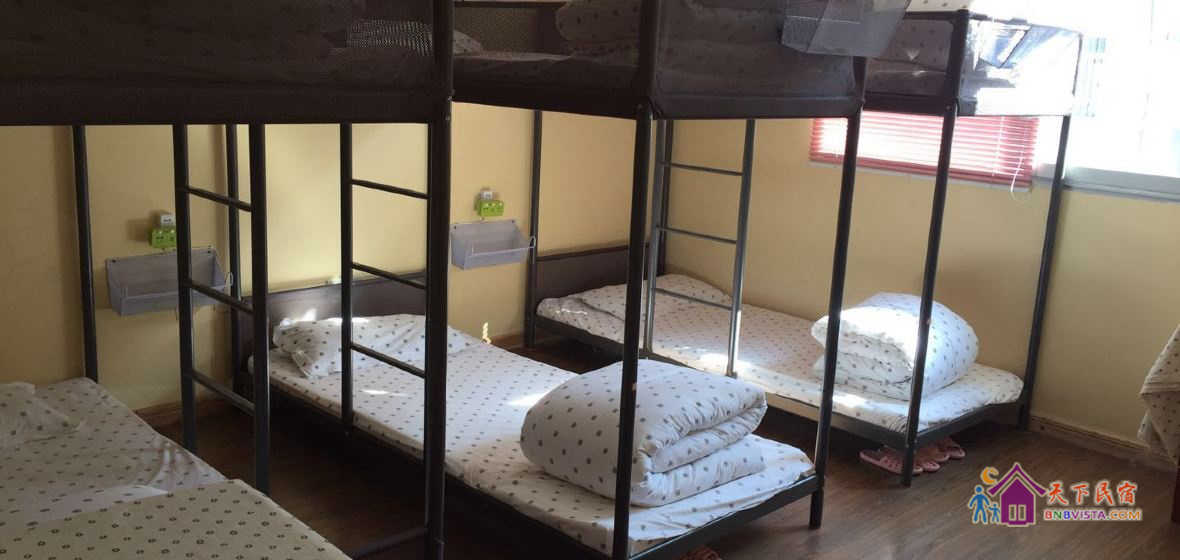 男生六人床位房