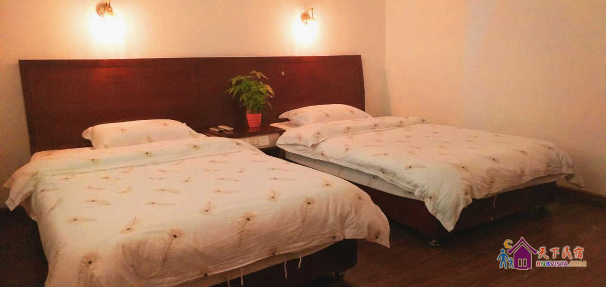 标准双床间