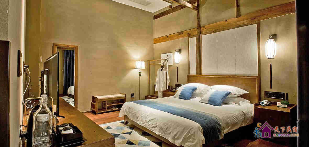 蜜月园景大床房