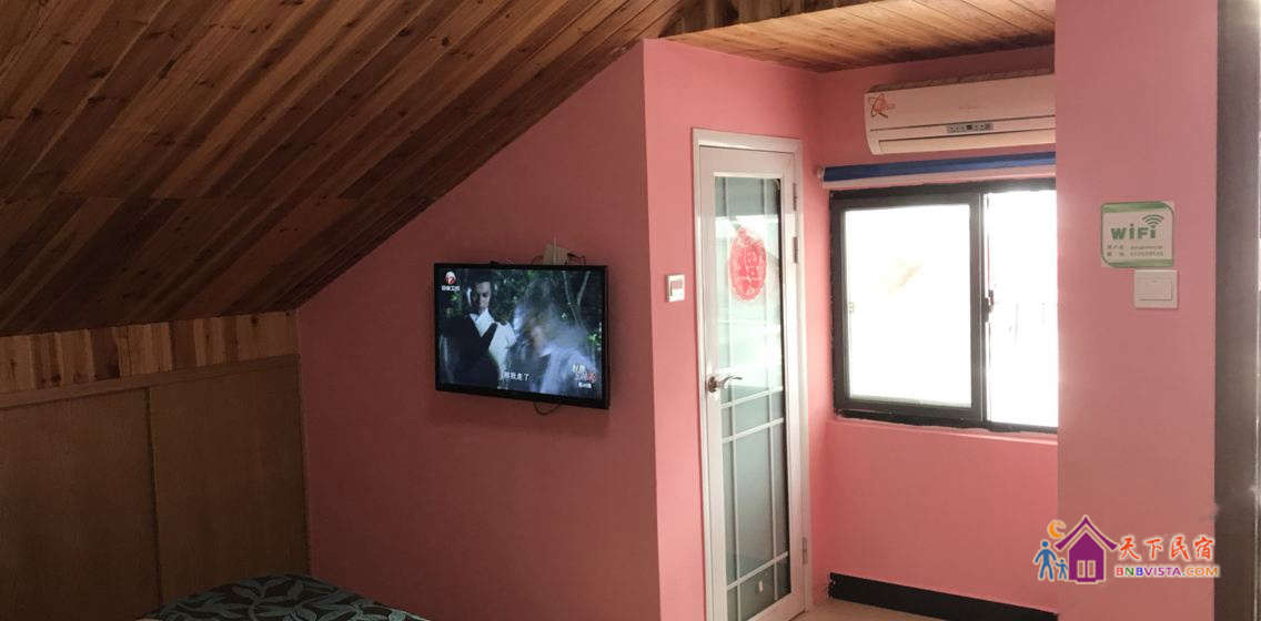温馨阁楼大床房