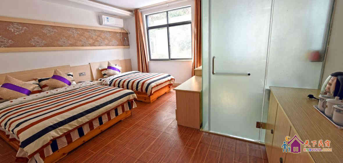 听溪温馨亲子间