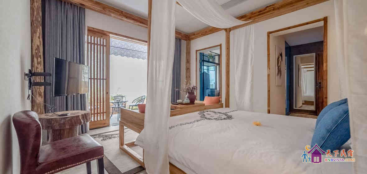 鞋底巷庭院大床房