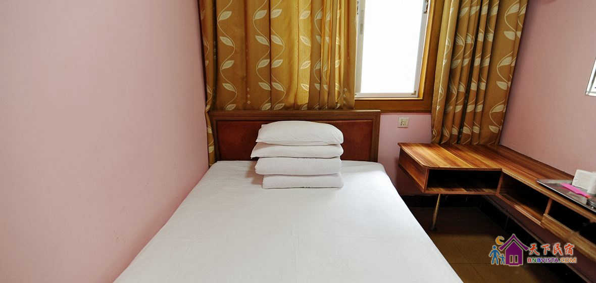 温馨大床房
