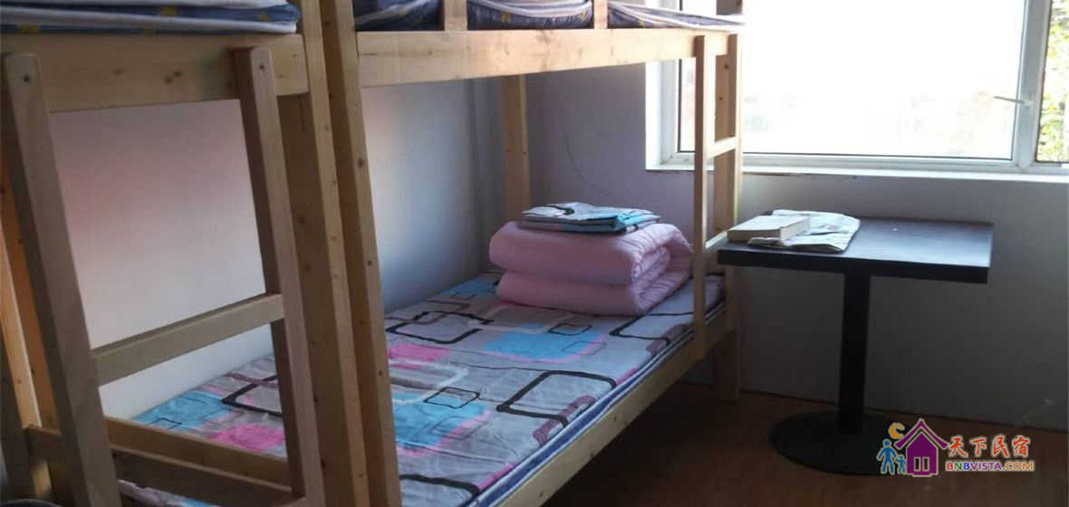 男生6人床位房