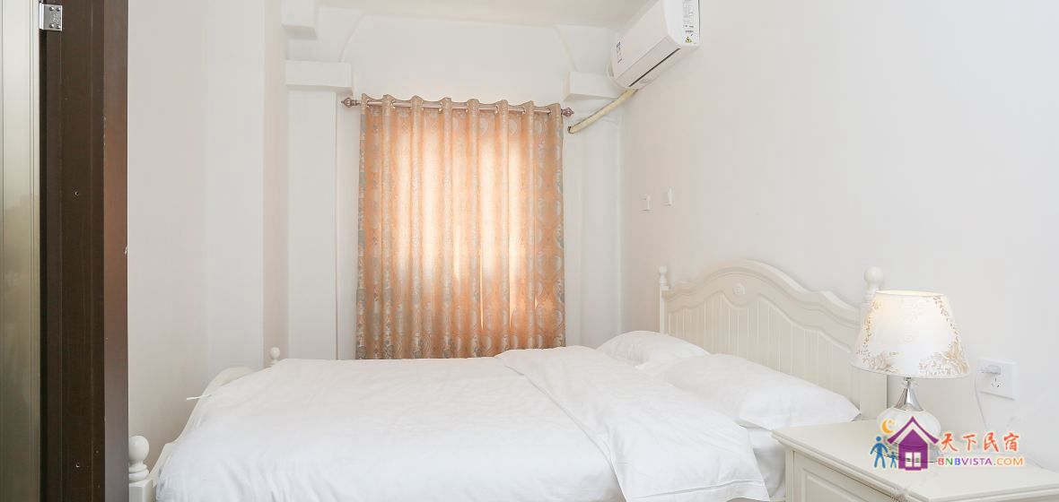 豪华欧式四房别墅