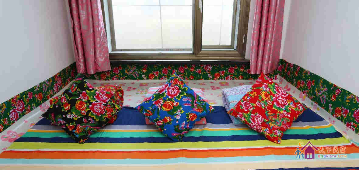 三人火炕房(床位)