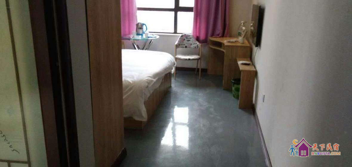 豪华大床房