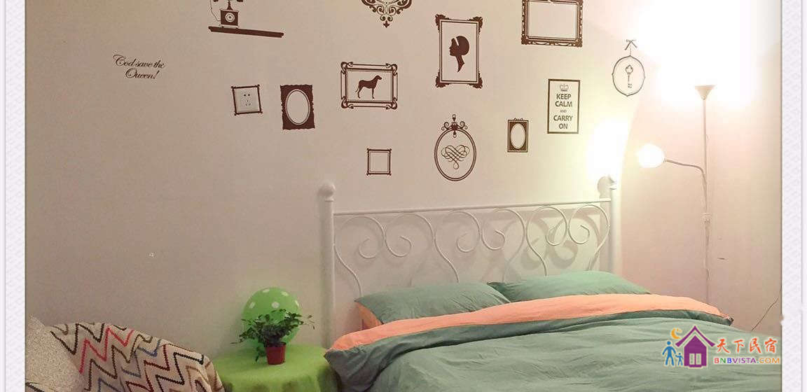 温馨大床房(公共卫浴)