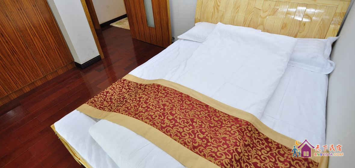 花园洋房阳台大床房(公卫)