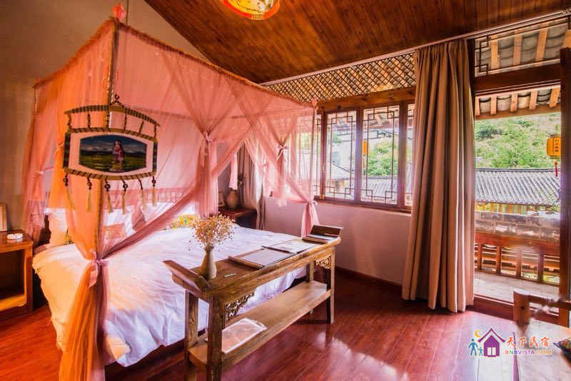 抚琴浪漫大床房