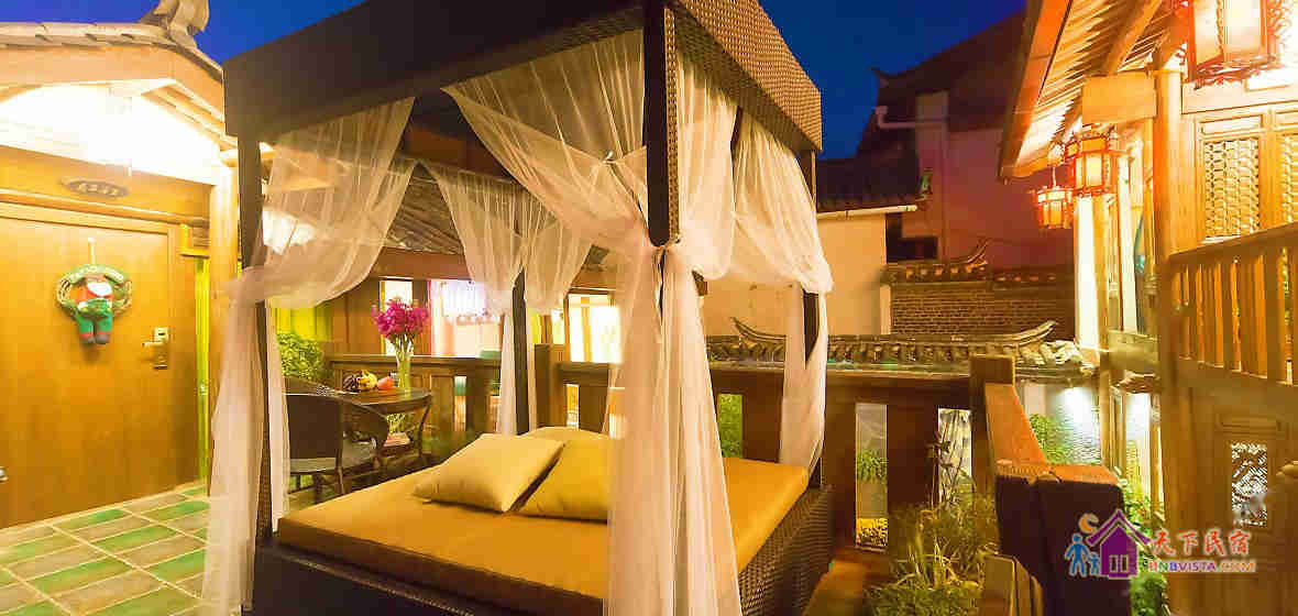 花草浮尘独立花园大床房