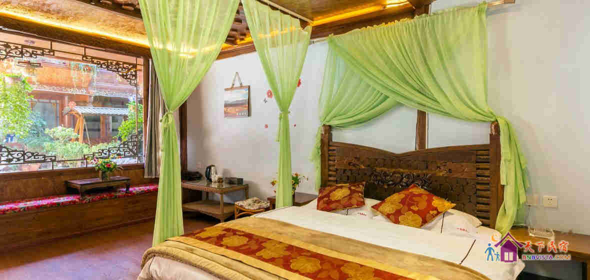 豪华精品大床房