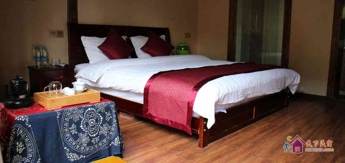 泸沽舒适大床房