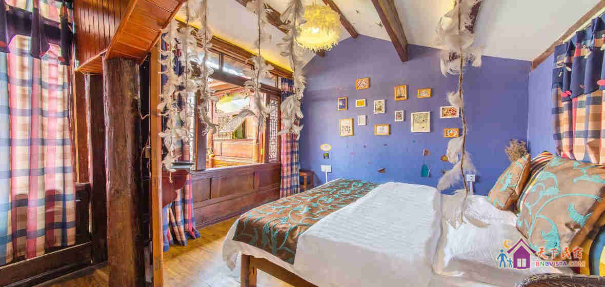 阳光恋人大床房