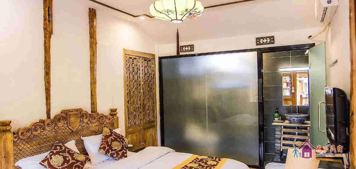 大院阳光大床房