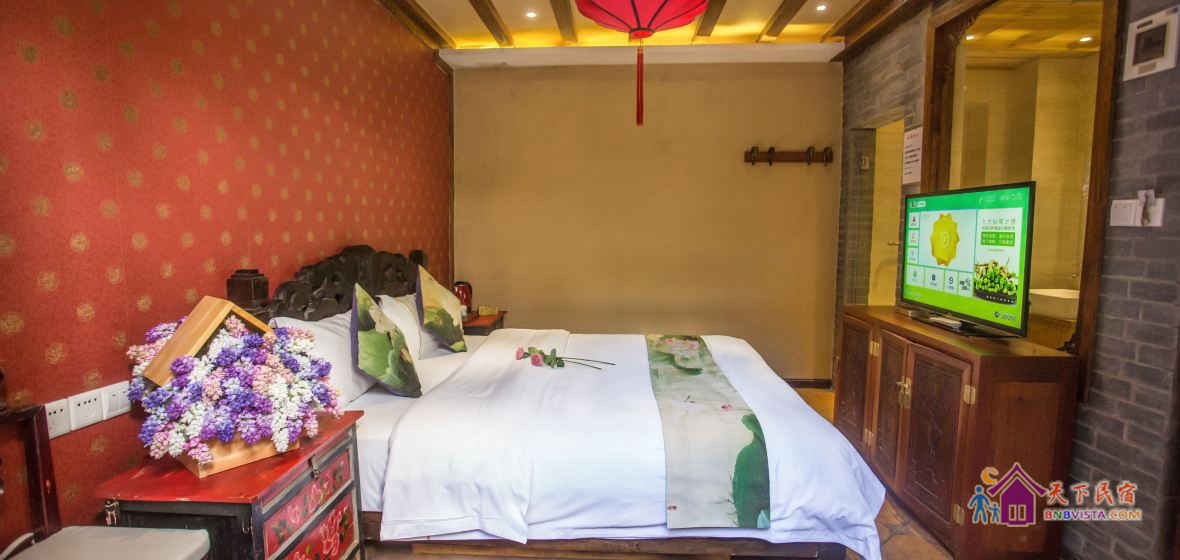 一号院轻奢大床房