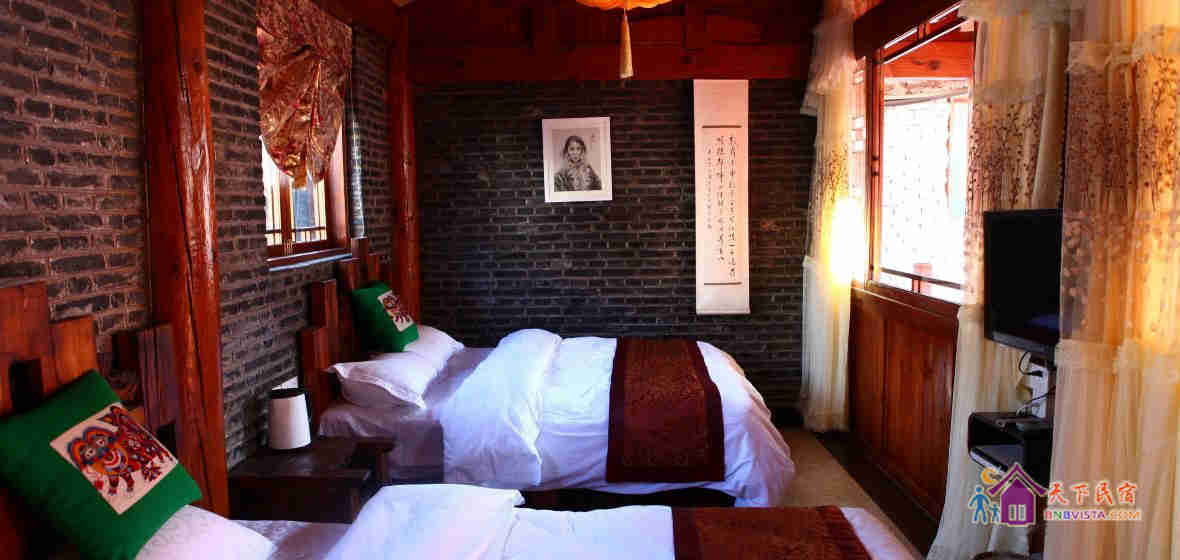 樱花寨豪华家庭房