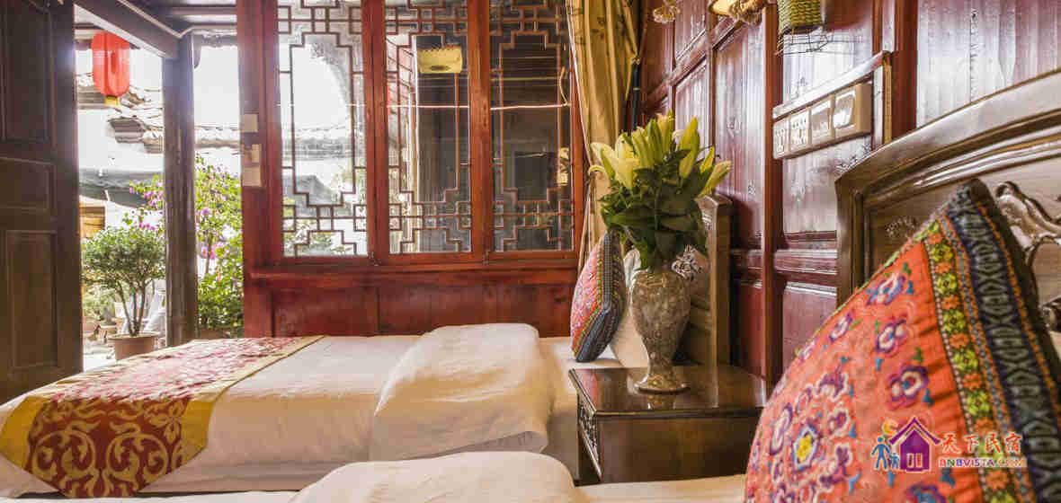 雅致院景双床房