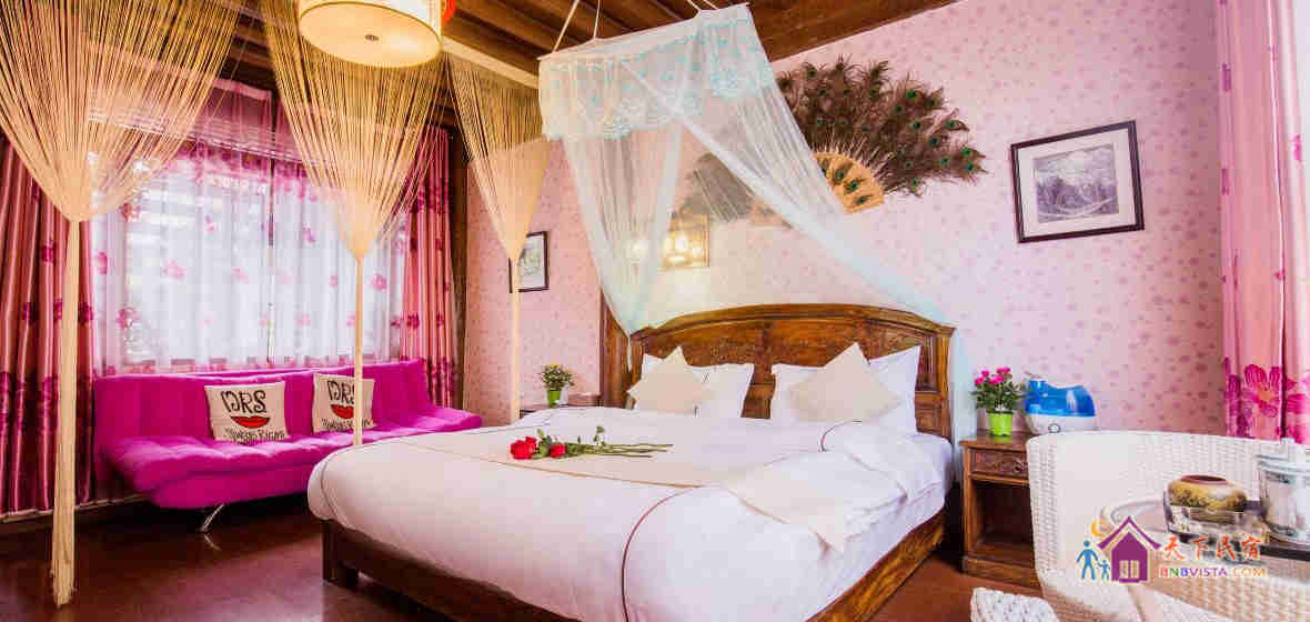 临河水景大床房