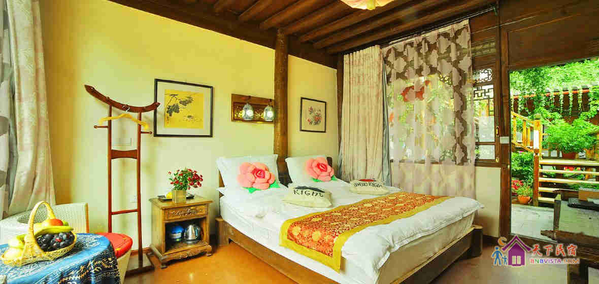 特惠临河大床房