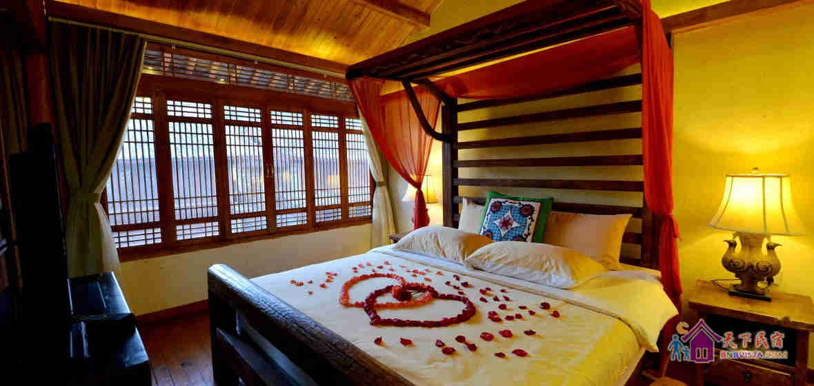 泸沽缘蜜月大床房