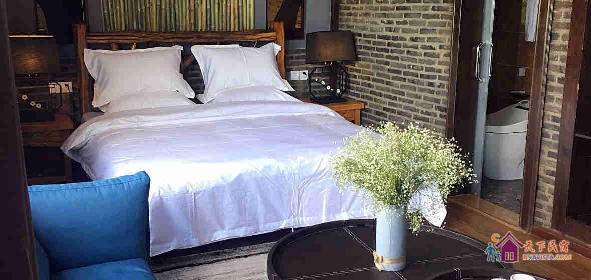 豪华雪山观景大床间