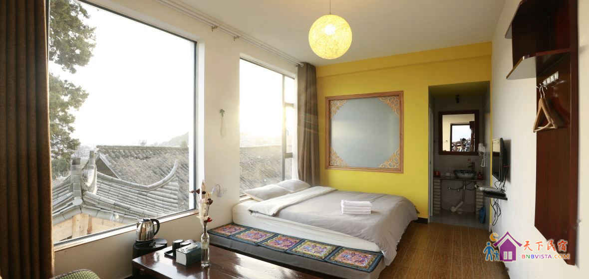 观景豪华大床房