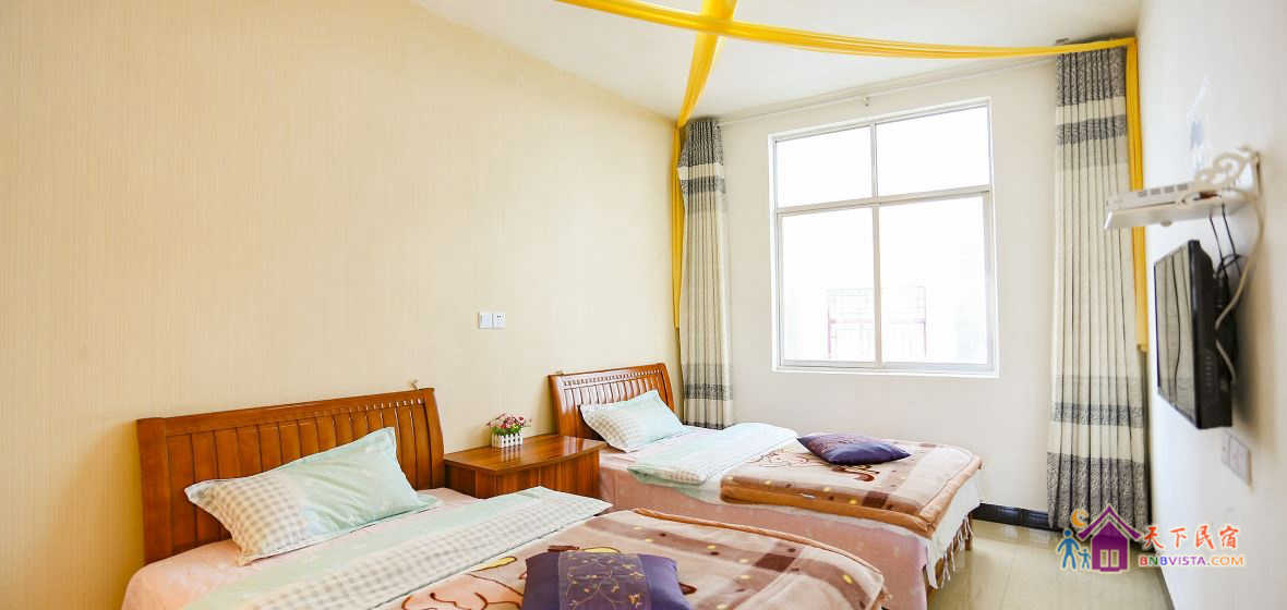 团圆温馨家庭房